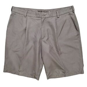 Nike Golf Men’s 38 Front Pleat Tan Shorts